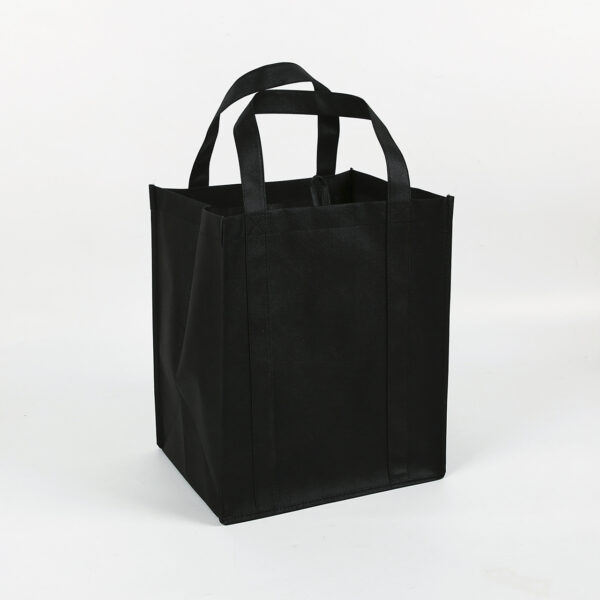 Custom logo garment cloths non woven black reusable pp non woven shopping tote bag