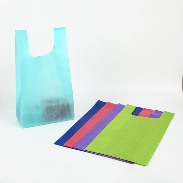 Custom eco friendly rpet nonwoven t-shirt takeaway packaging bag